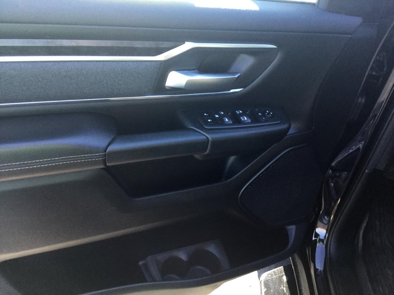 RAM 1500 Big Horn/Lone Star 4x4 Crew Cab 5'7" Box 2019