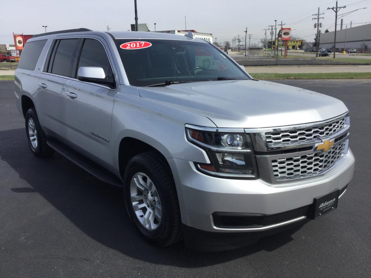 Chevrolet Suburban 4WD 4dr 1500 LT 2017
