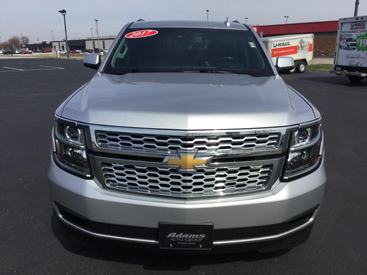 Chevrolet Suburban 4WD 4dr 1500 LT 2017