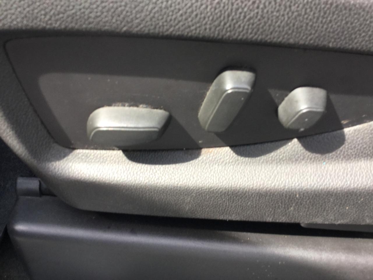 Chevrolet Suburban 4WD 4dr 1500 LT 2017