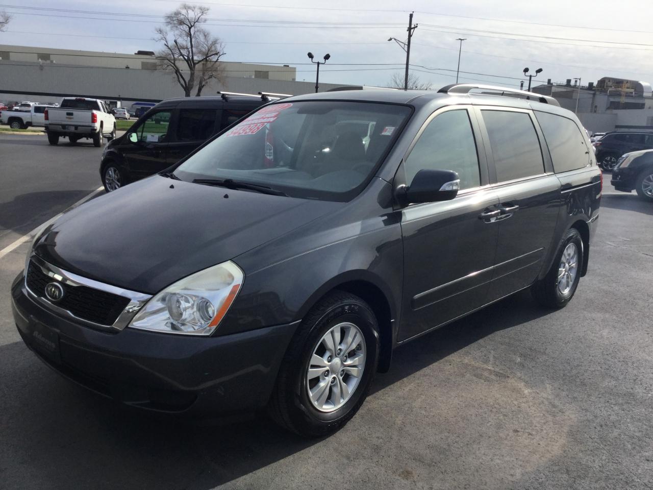 Kia Sedona 4dr Wgn LX 2012