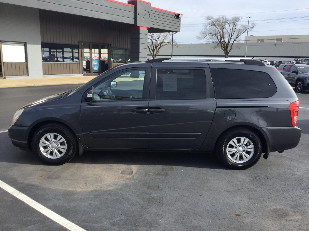 Kia Sedona 4dr Wgn LX 2012