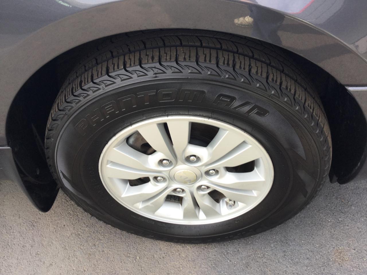 Kia Sedona 4dr Wgn LX 2012