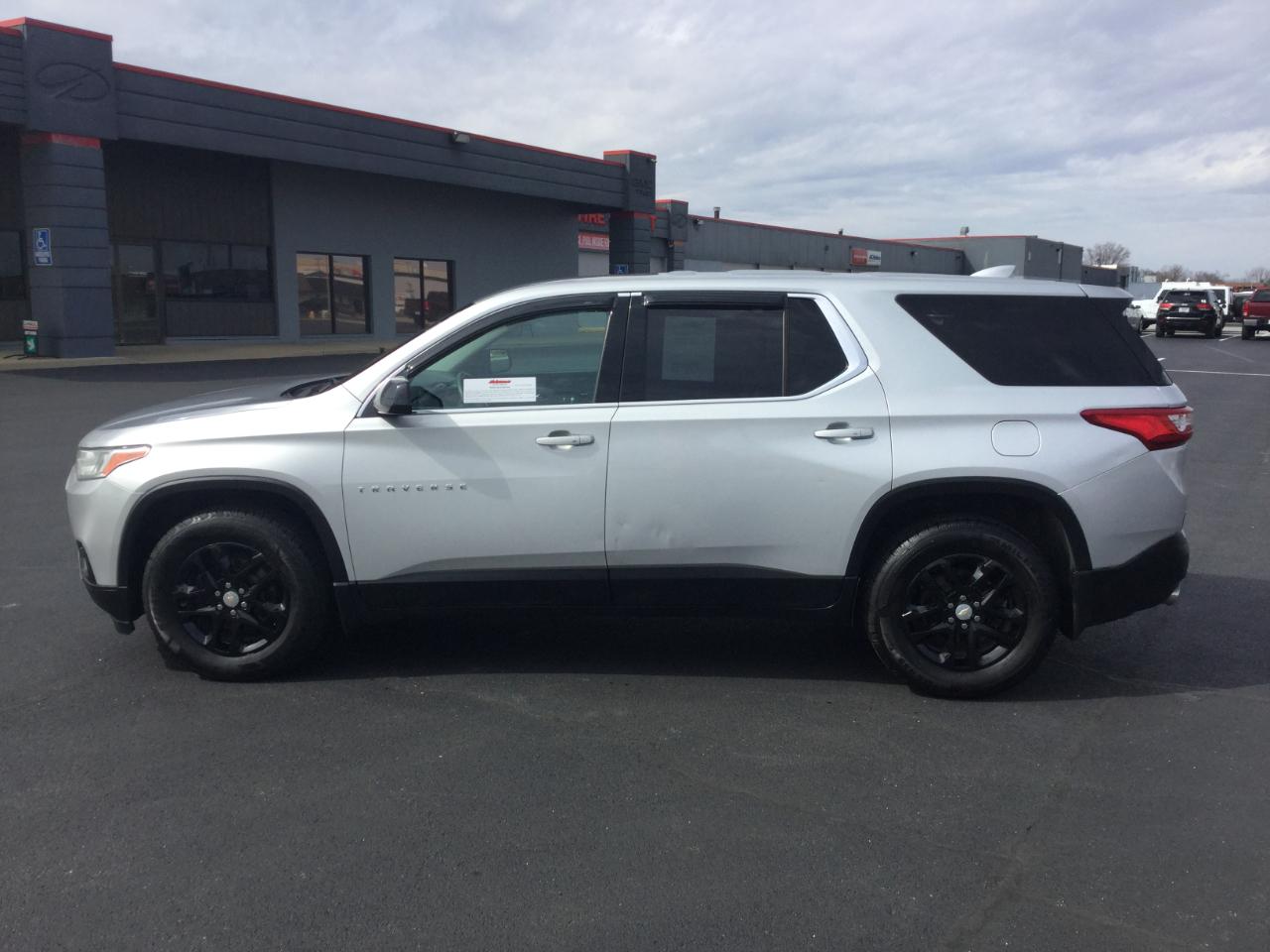 Chevrolet Traverse AWD 4dr LS w/1LS 2019