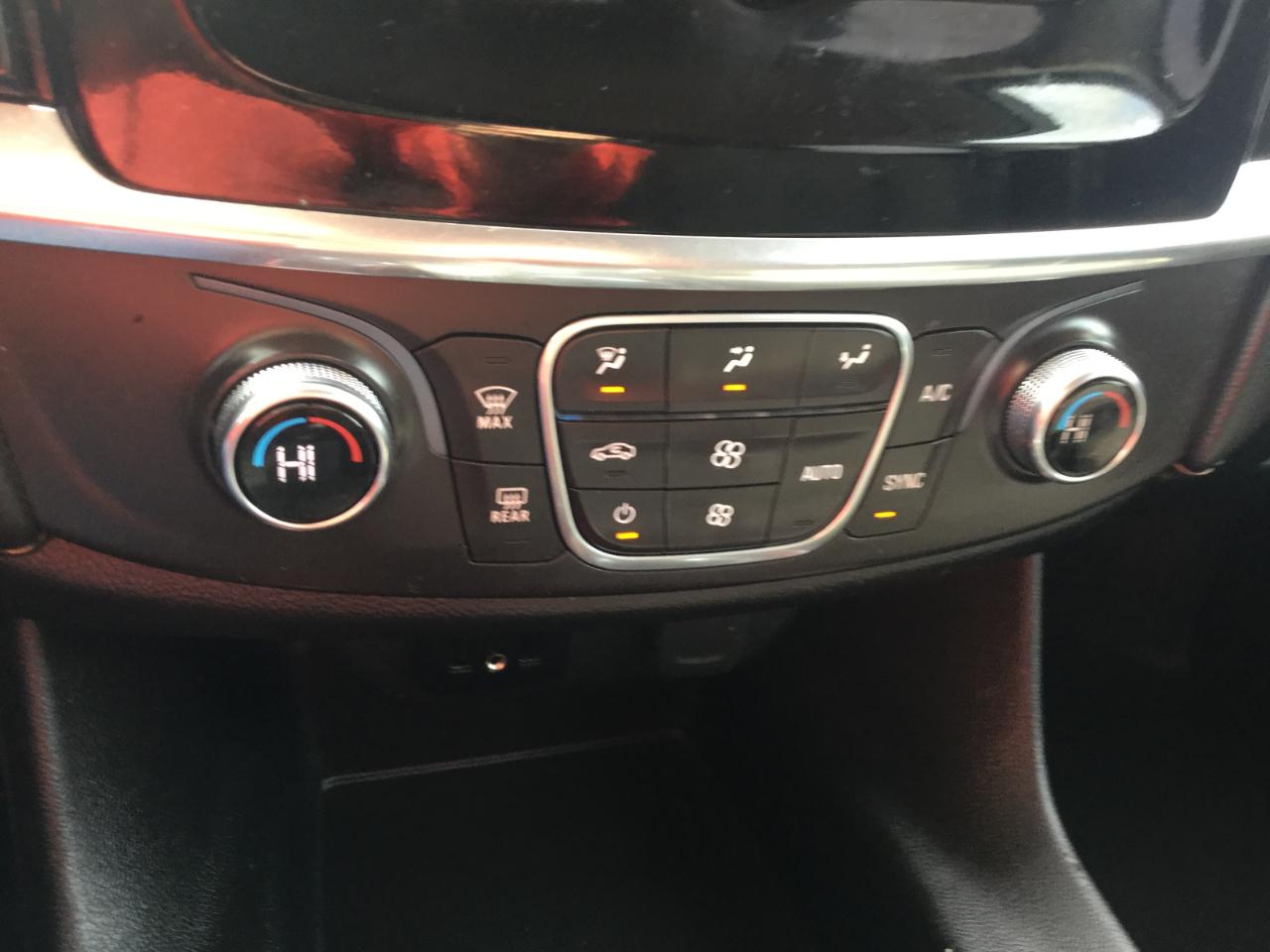 Chevrolet Traverse AWD 4dr LS w/1LS 2019