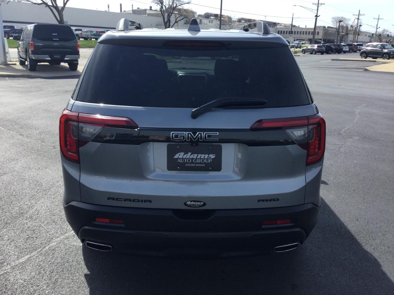 GMC Acadia AWD 4dr SLE 2021