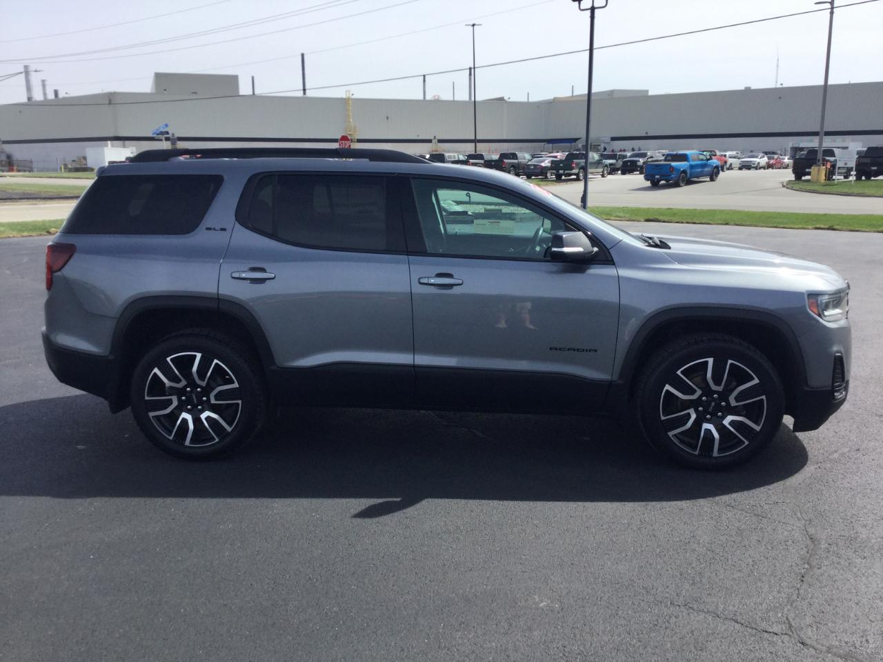 GMC Acadia AWD 4dr SLE 2021
