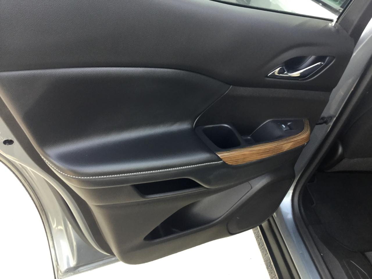 GMC Acadia AWD 4dr SLE 2021