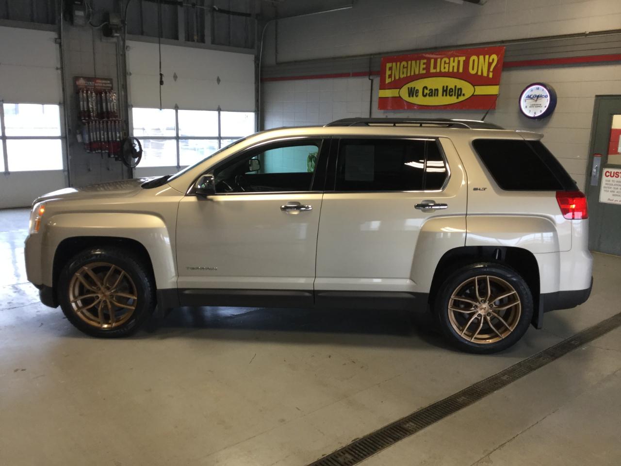 GMC Terrain AWD 4dr SLT-2 2012