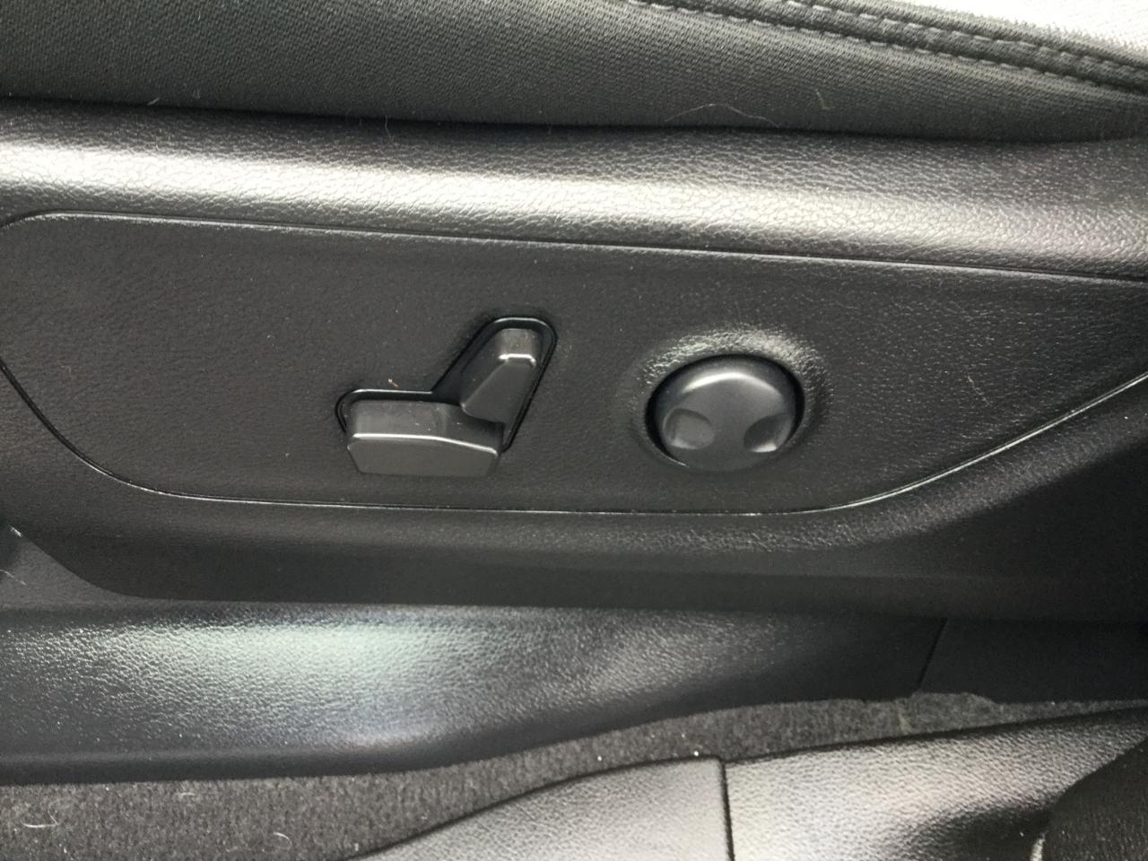 RAM 1500 Big Horn 4x4 Crew Cab 5'7" Box 2025