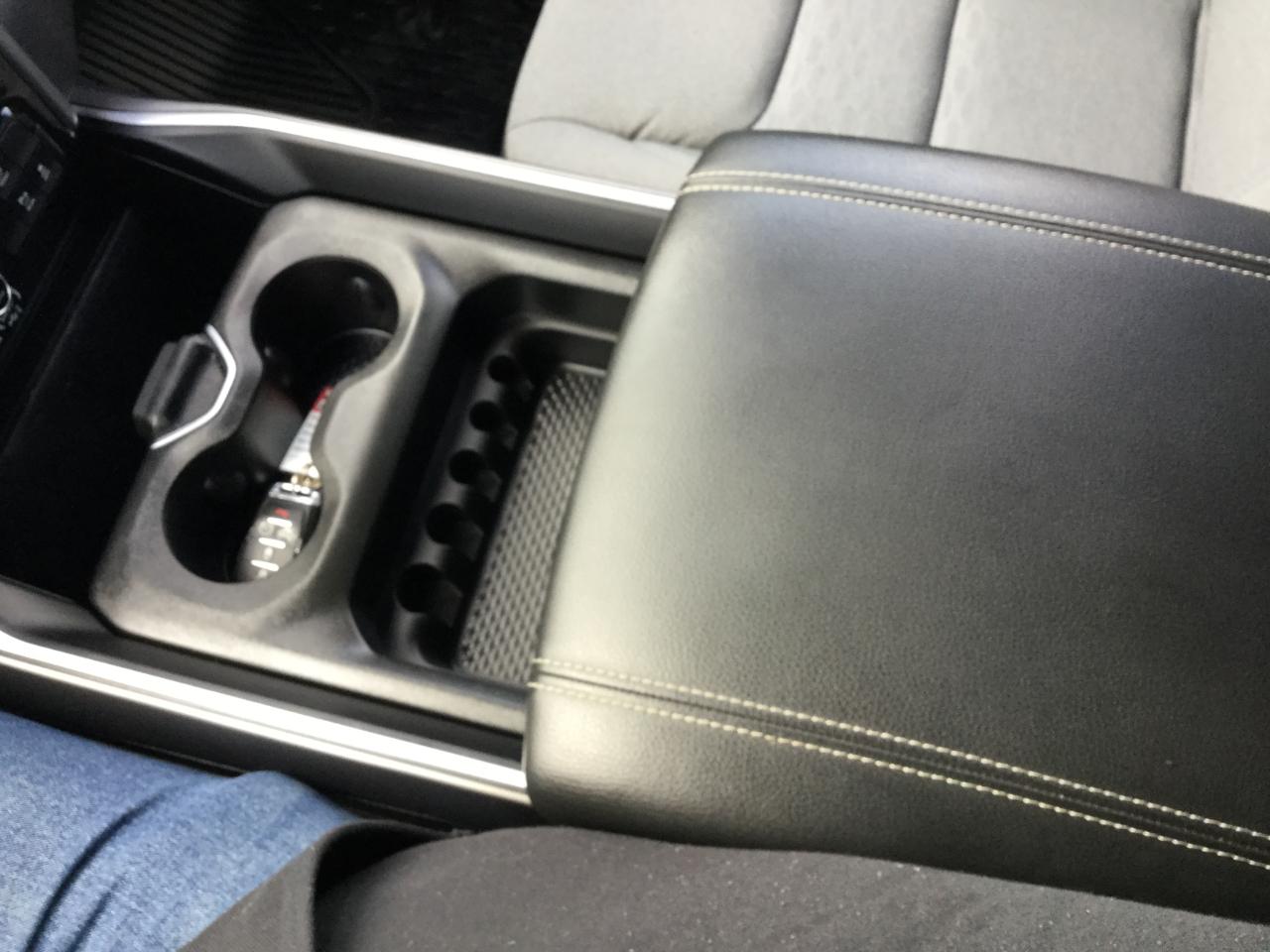 RAM 1500 Big Horn 4x4 Crew Cab 5'7" Box 2025