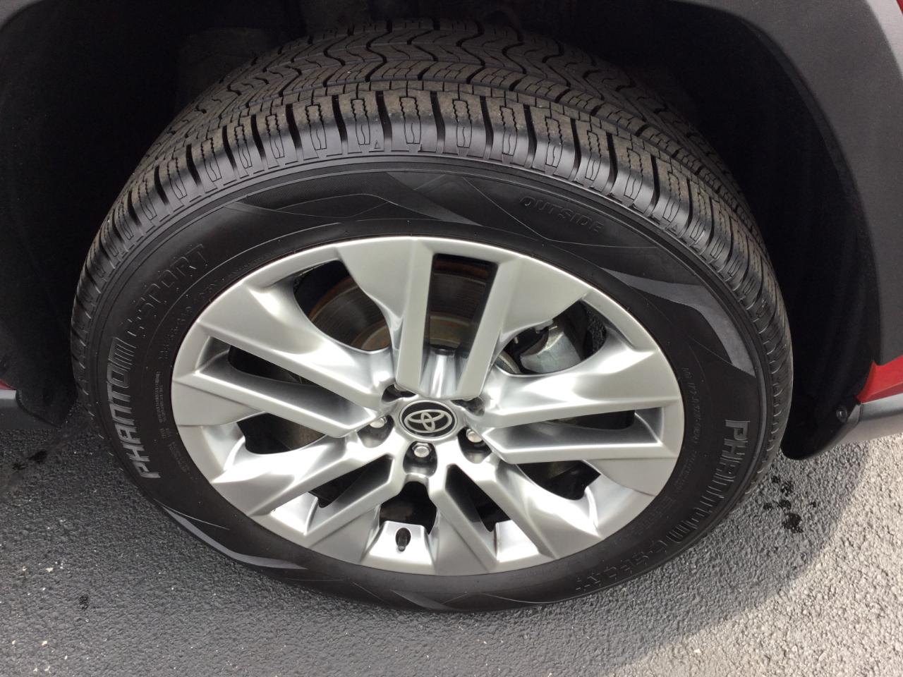 Toyota RAV4 Limited AWD (Natl) 2022