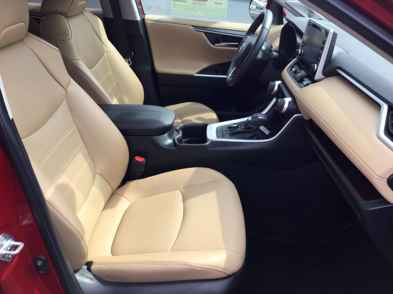 Toyota RAV4 Limited AWD (Natl) 2022