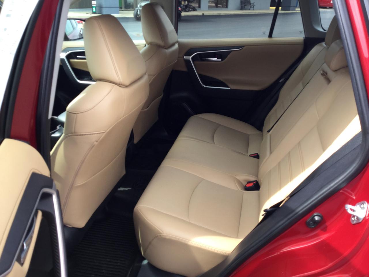 Toyota RAV4 Limited AWD (Natl) 2022