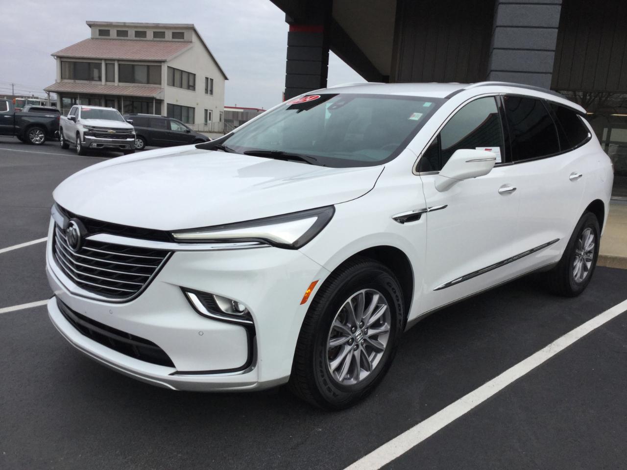 Buick Enclave AWD 4dr Premium 2024