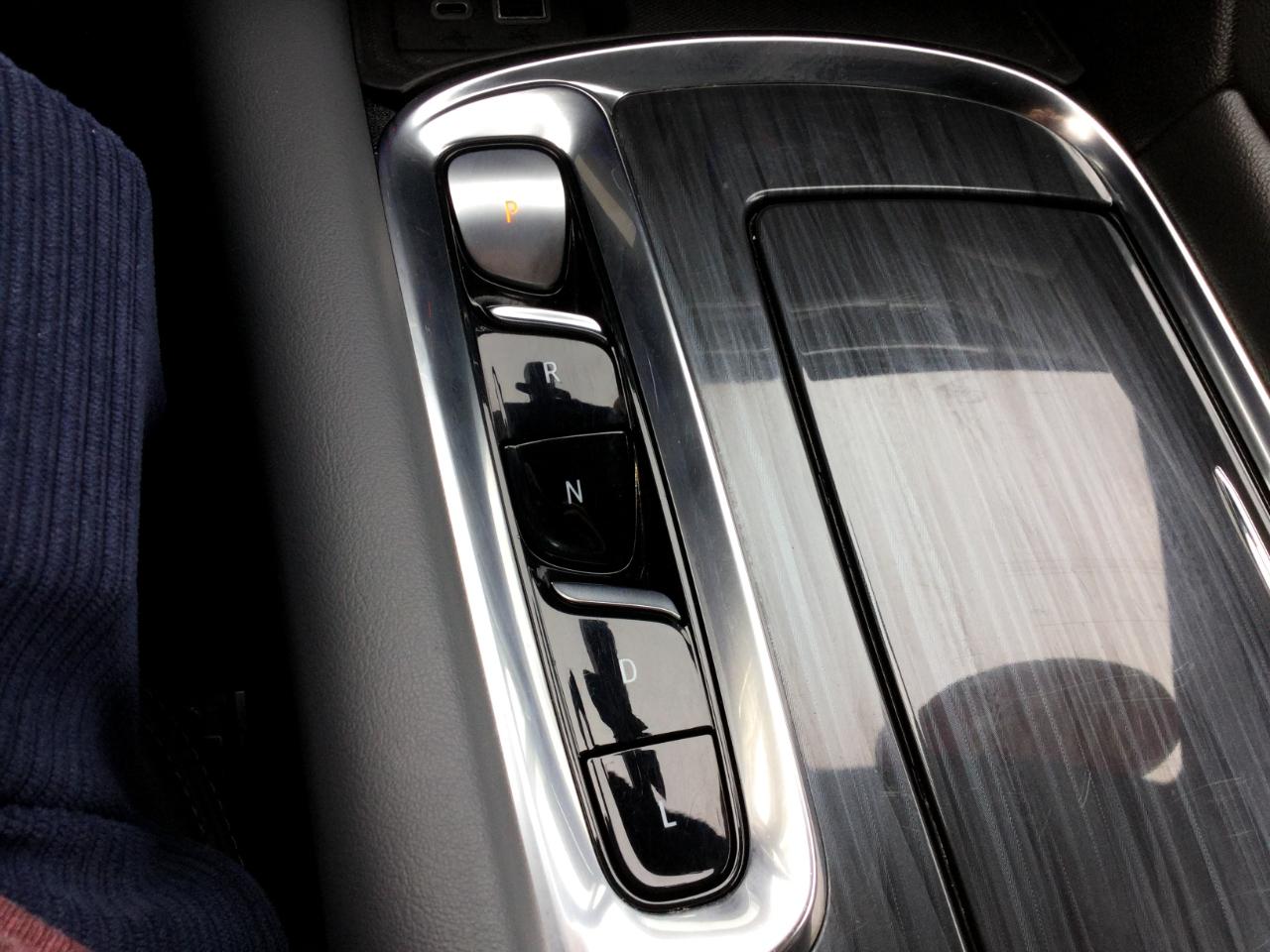 Buick Enclave AWD 4dr Premium 2024