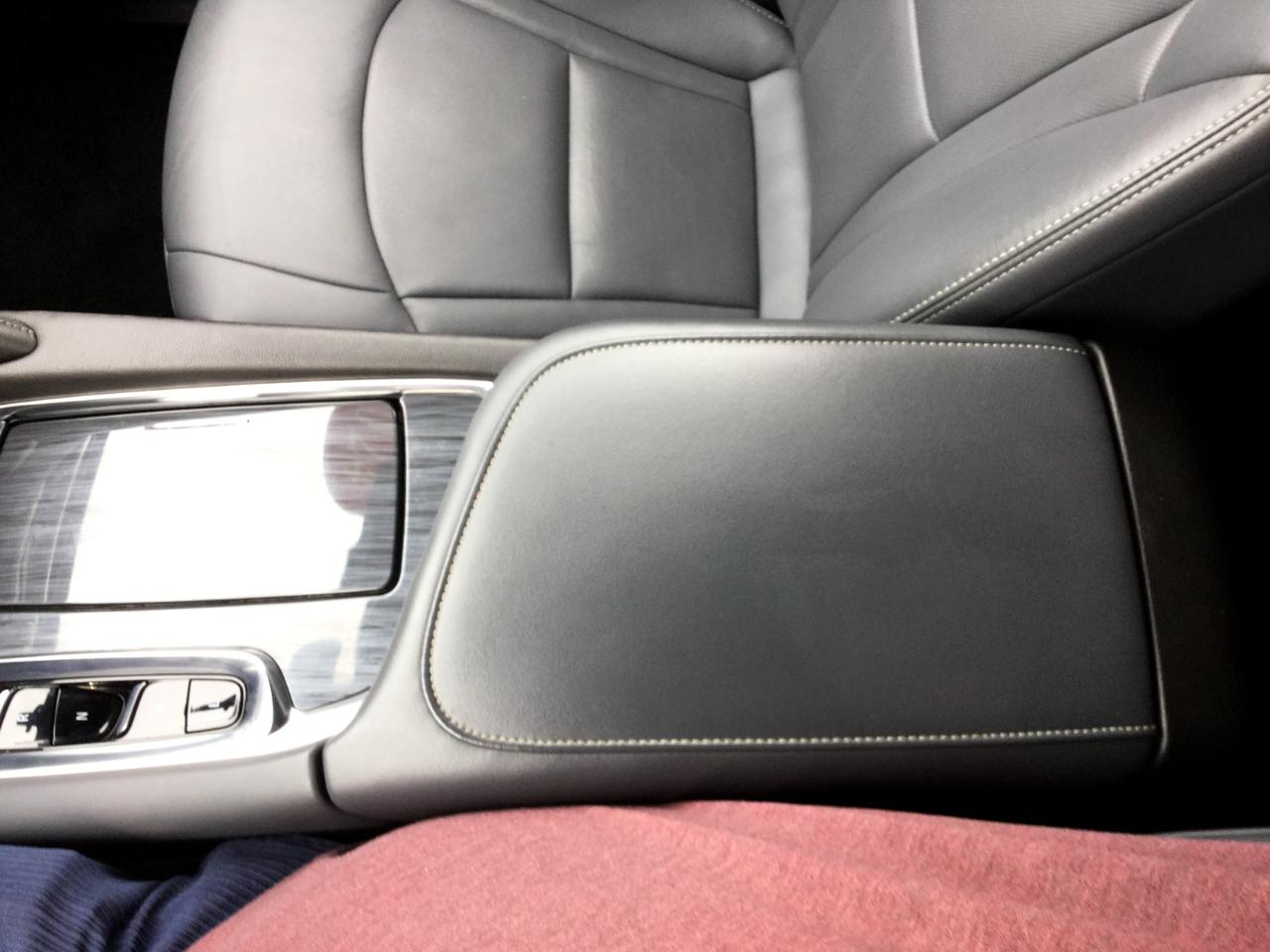 Buick Enclave AWD 4dr Premium 2024