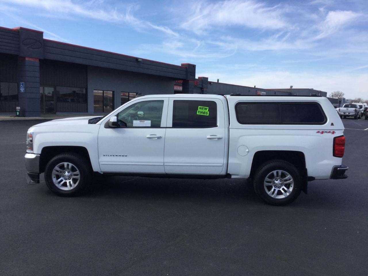 Chevrolet Silverado 1500 4WD Crew Cab 143.5" LT w/1LT 2016