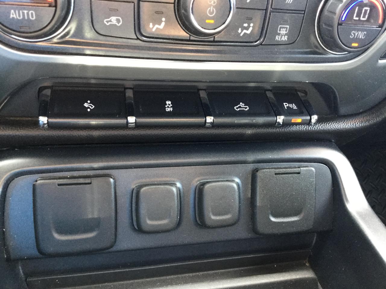 Chevrolet Silverado 1500 4WD Crew Cab 143.5" LT w/1LT 2016