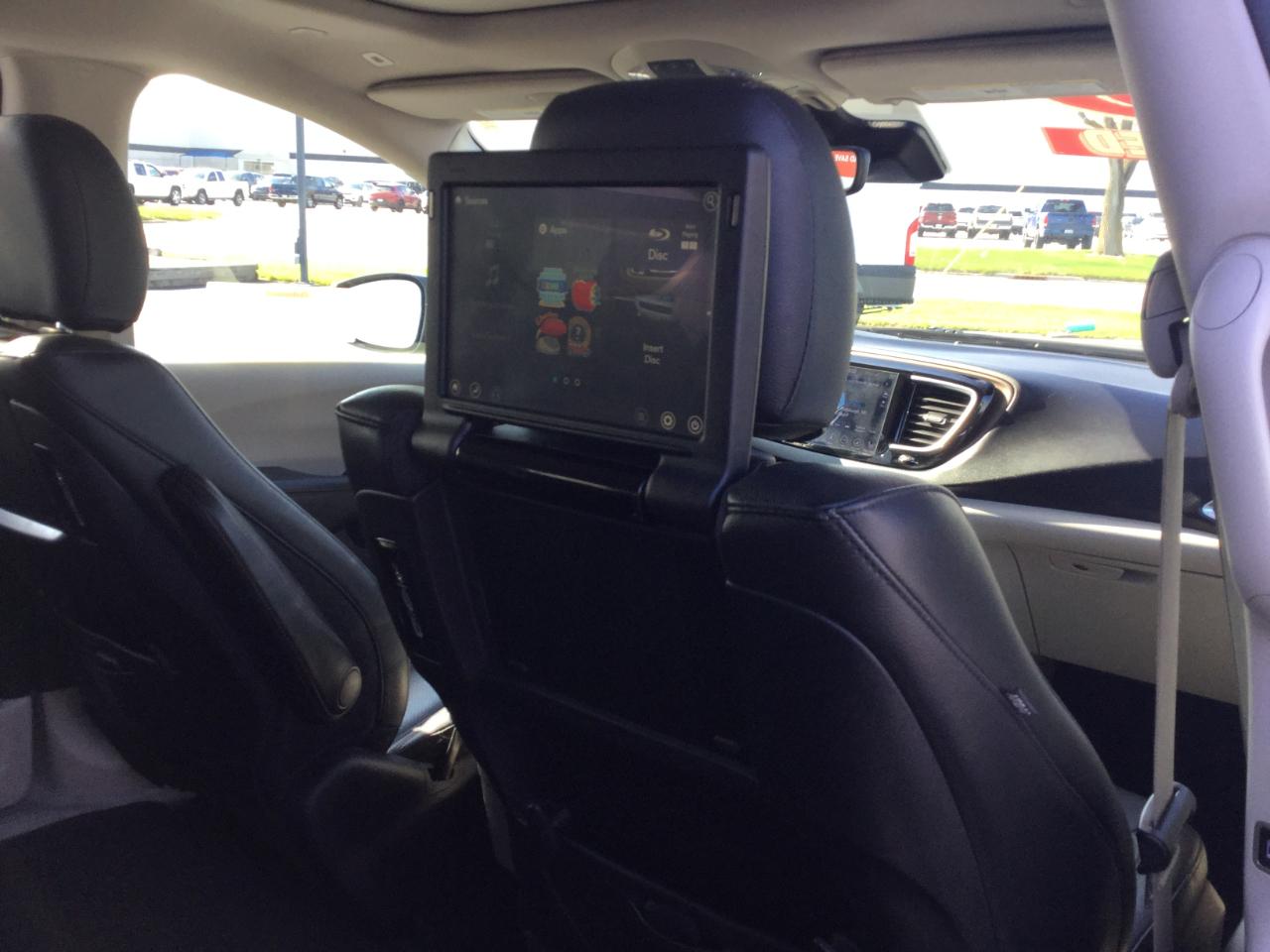 Chrysler Pacifica Touring L Plus FWD 2019