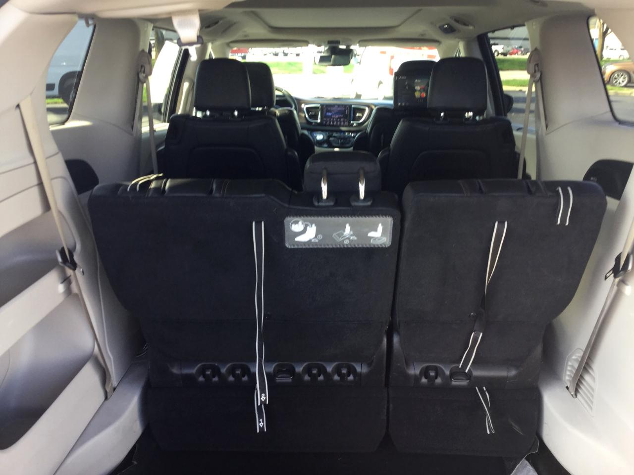 Chrysler Pacifica Touring L Plus FWD 2019