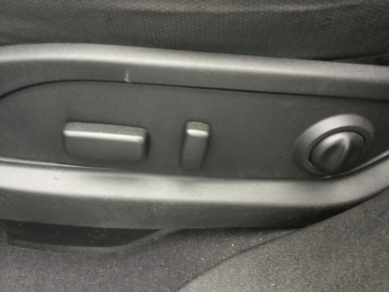 GMC Acadia FWD 4dr SLE 2011