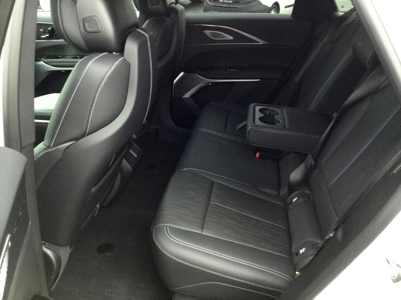 Cadillac Lyriq 4dr Sport w/1SJ 2024