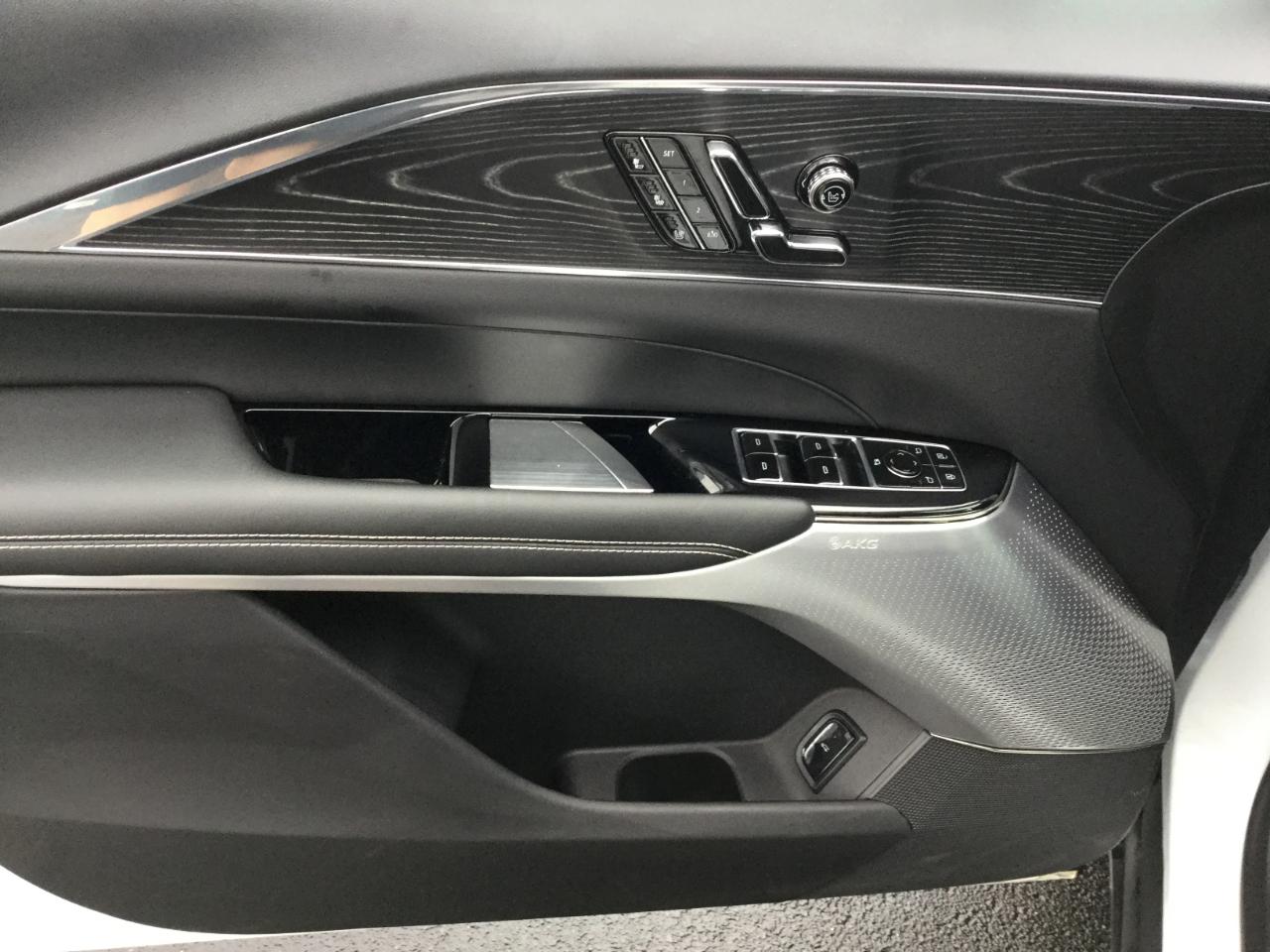 Cadillac Lyriq 4dr Sport w/1SJ 2024