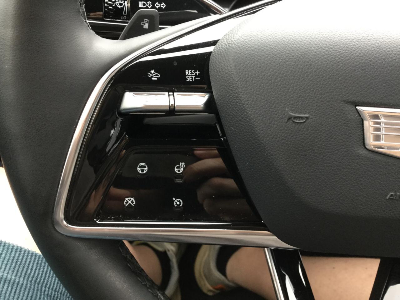 Cadillac Lyriq 4dr Sport w/1SJ 2024