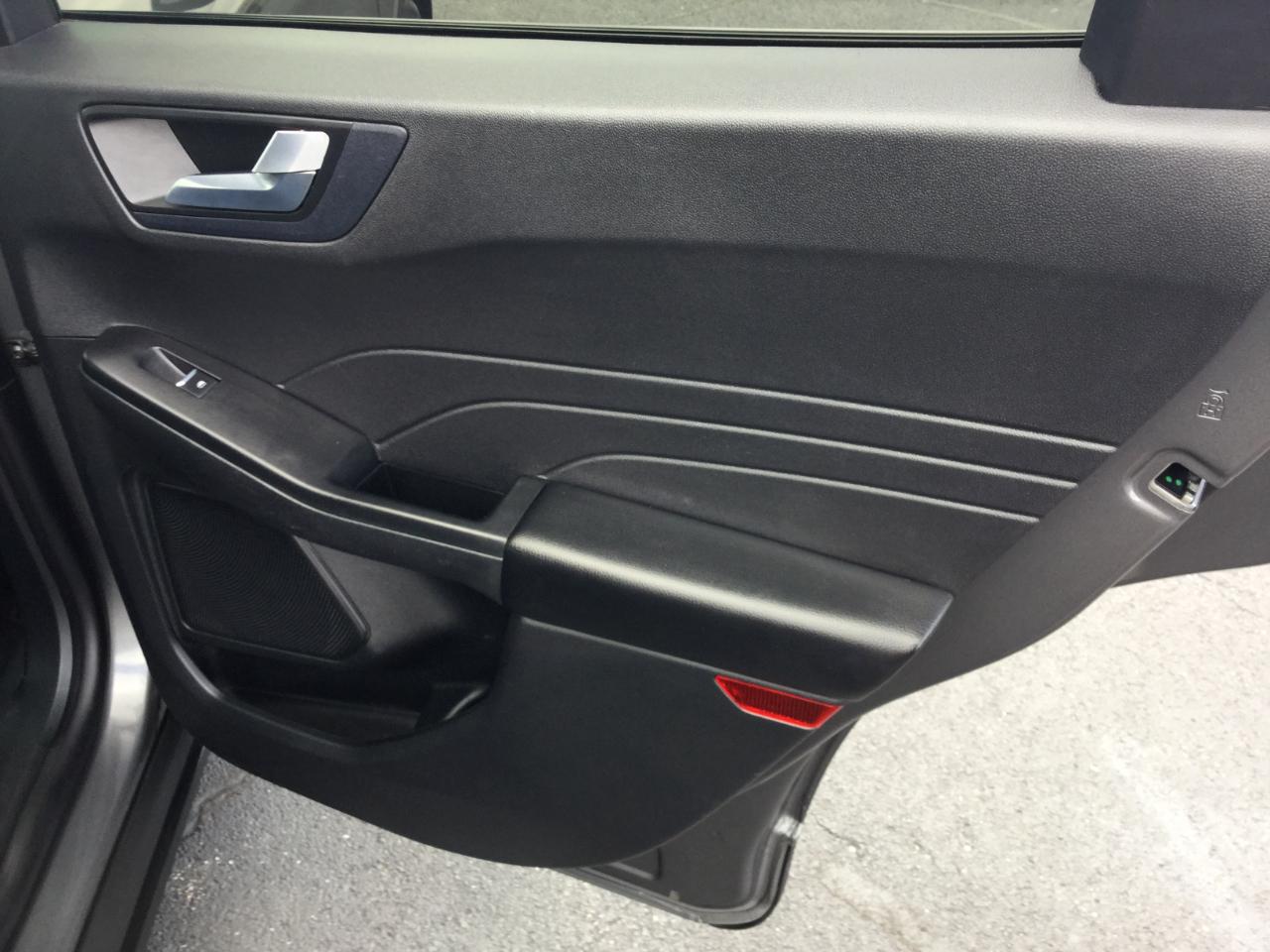 Ford Escape SEL FWD 2022