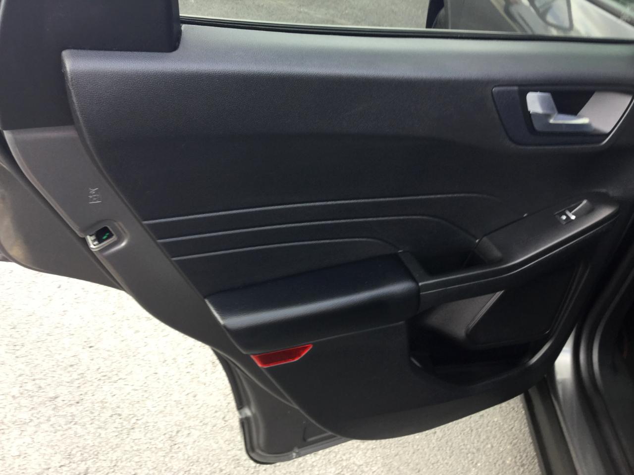 Ford Escape SEL FWD 2022