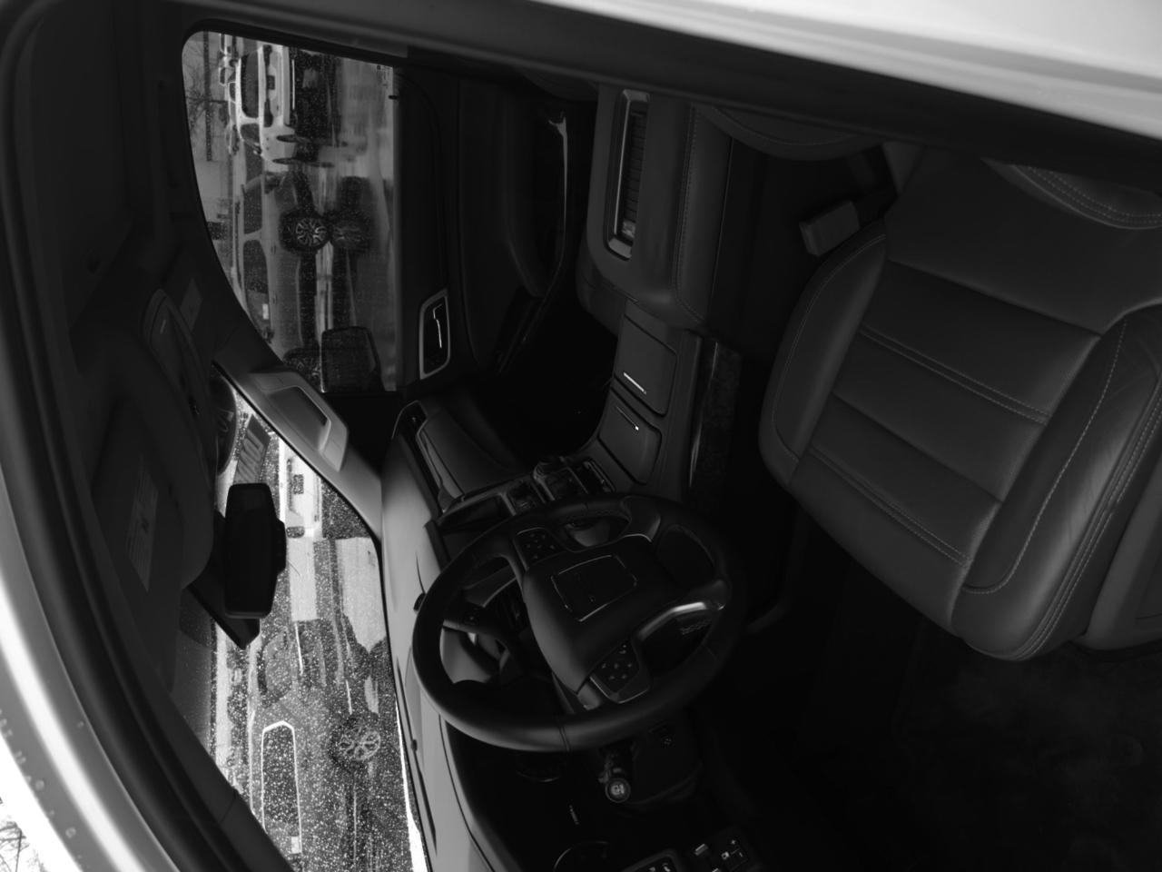 GMC Yukon 4WD 4dr Denali 2015