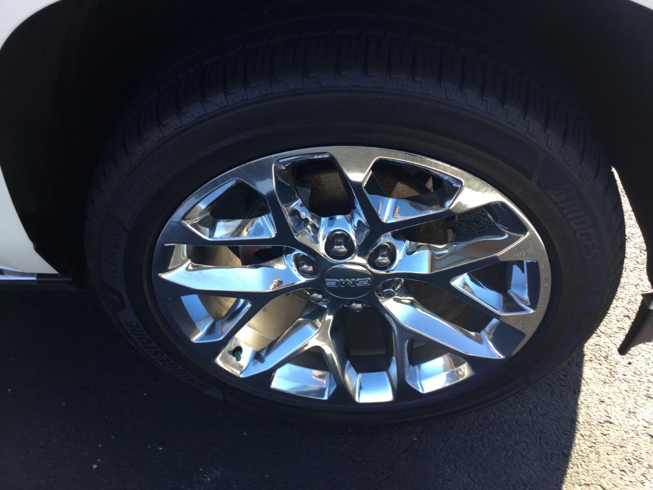 GMC Yukon 4WD 4dr Denali 2015