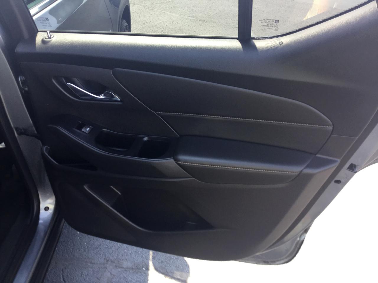 Chevrolet Traverse FWD 4dr LT Leather w/3LT 2018