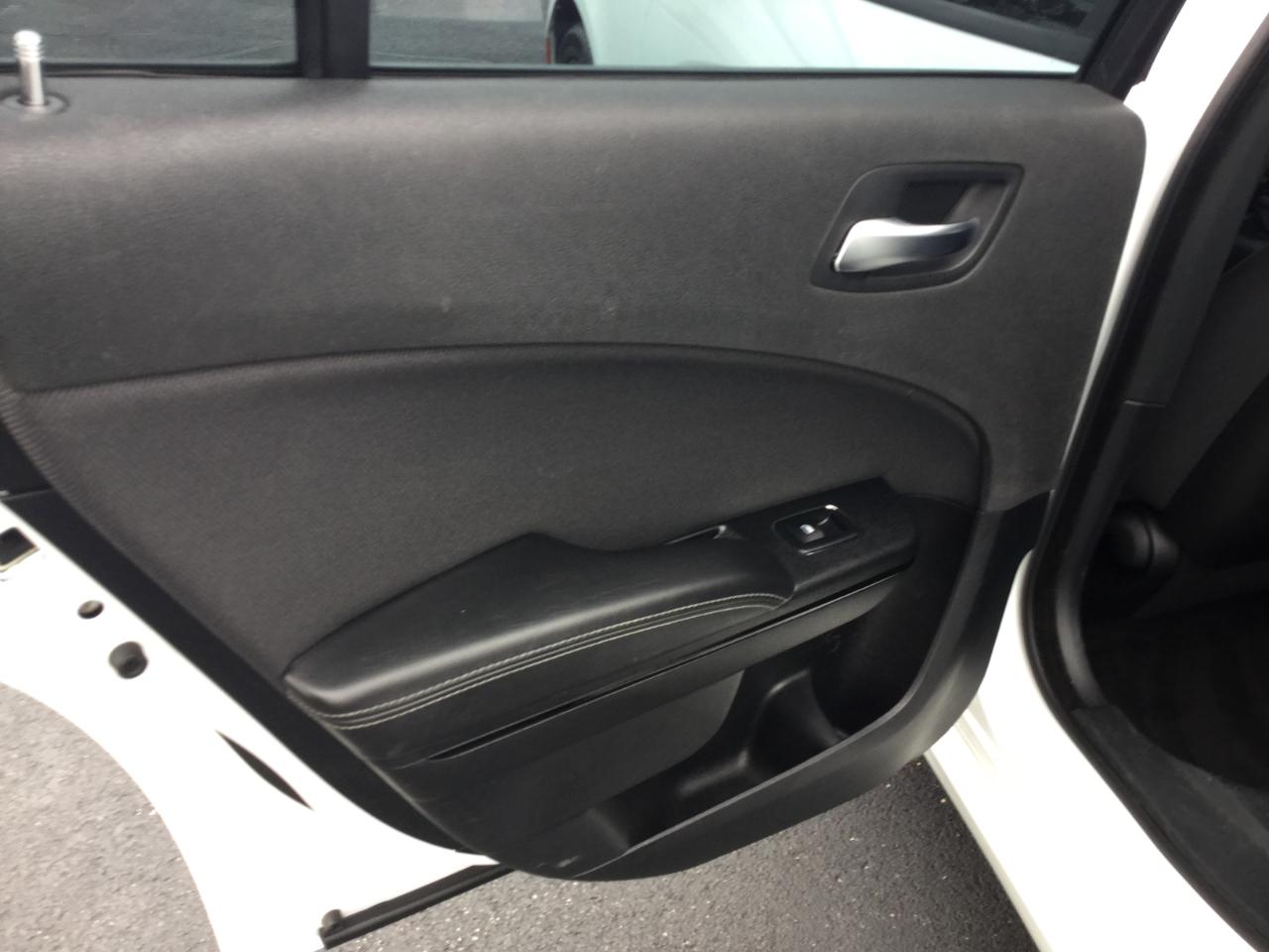 Dodge Charger SXT RWD 2018