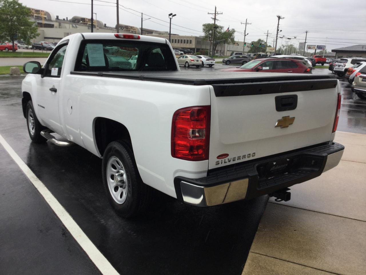 Chevrolet Silverado 1500 2WD Reg Cab 133.0" Work Truck 2013