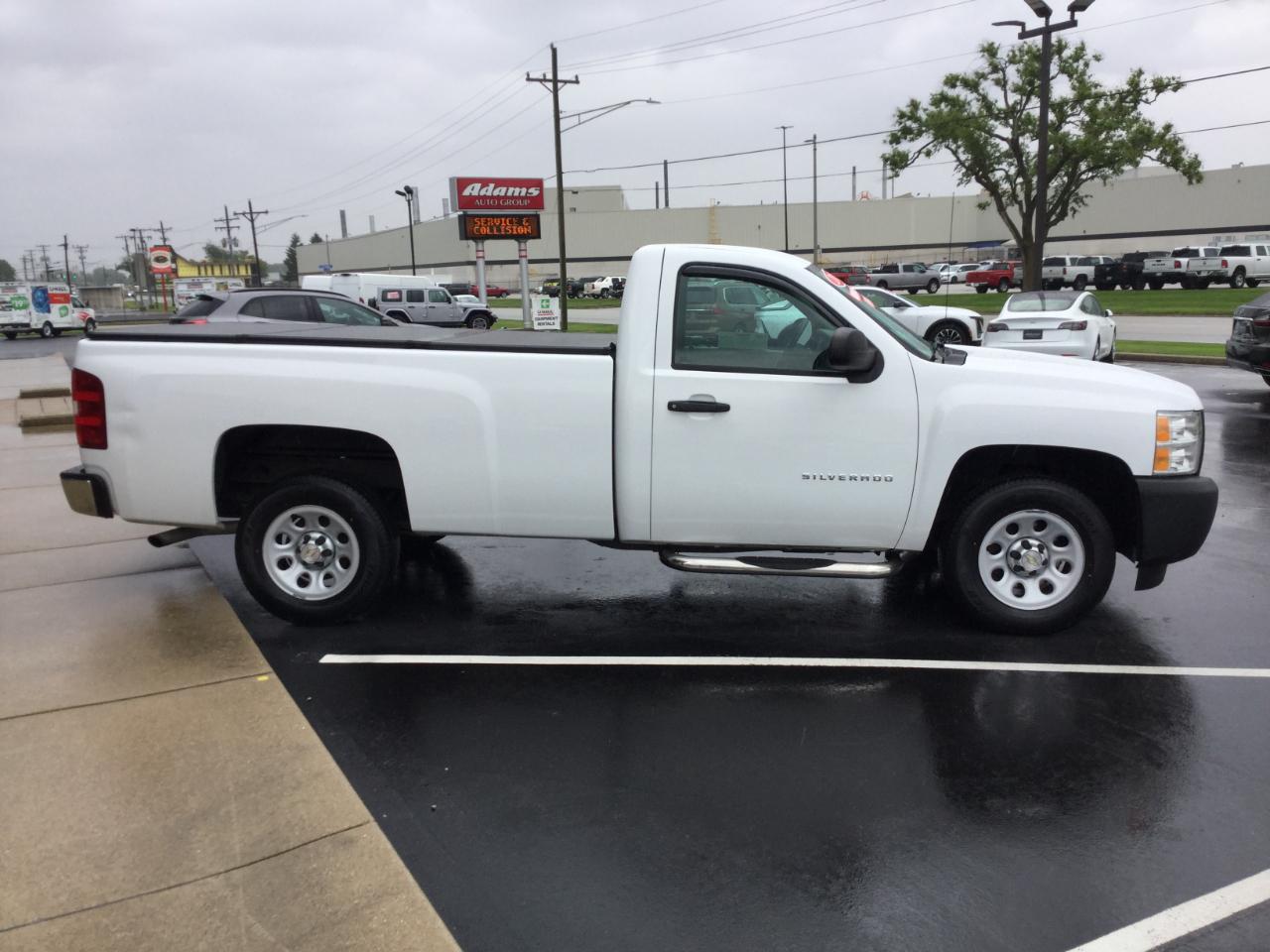 Chevrolet Silverado 1500 2WD Reg Cab 133.0" Work Truck 2013