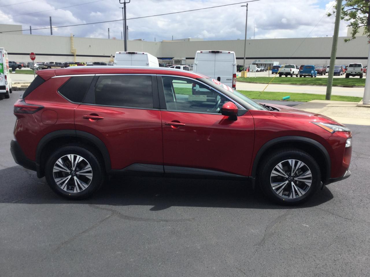 Nissan Rogue AWD SV *Ltd Avail* 2023