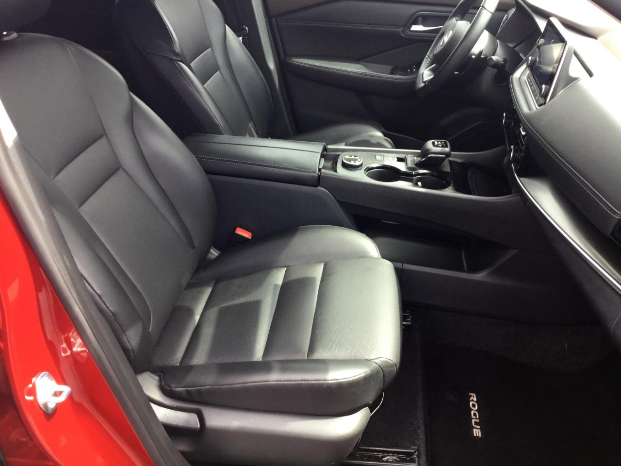 Nissan Rogue AWD SV *Ltd Avail* 2023