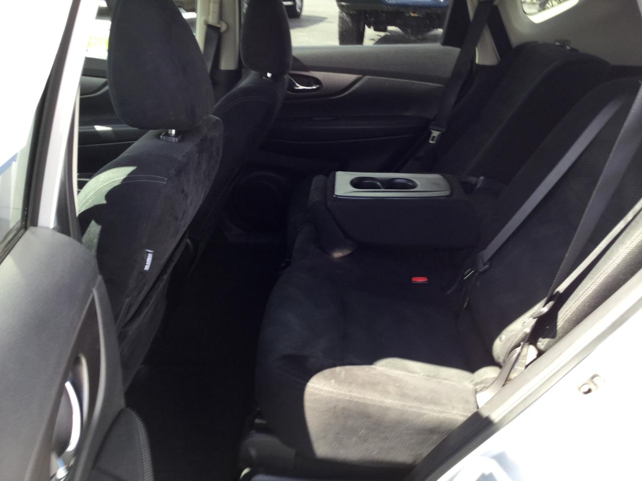 Nissan Rogue AWD 4dr SV 2014