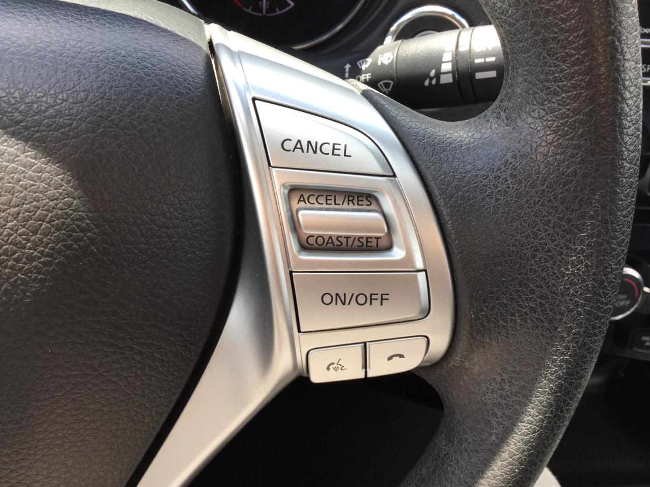 Nissan Rogue AWD 4dr SV 2014