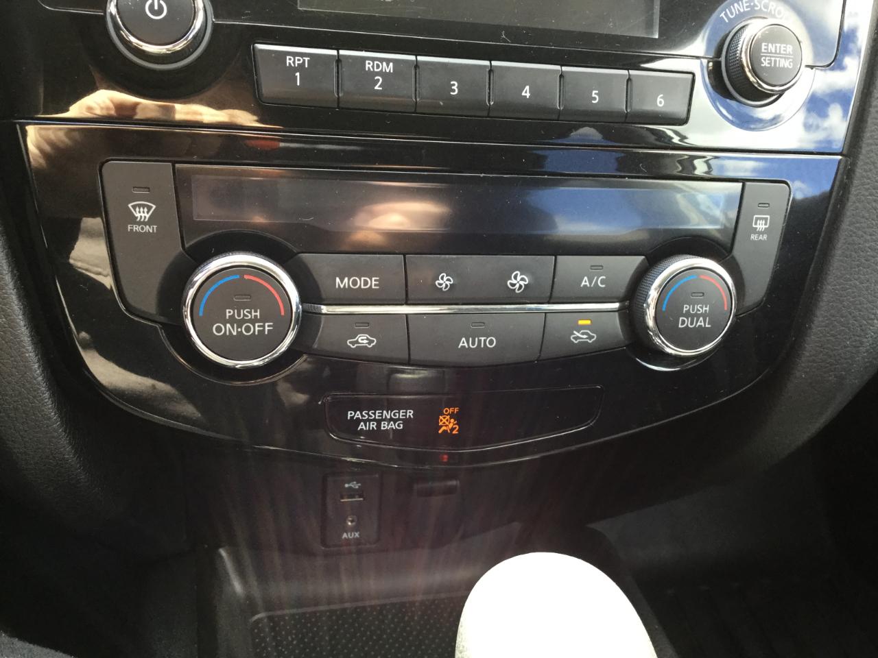 Nissan Rogue AWD 4dr SV 2014