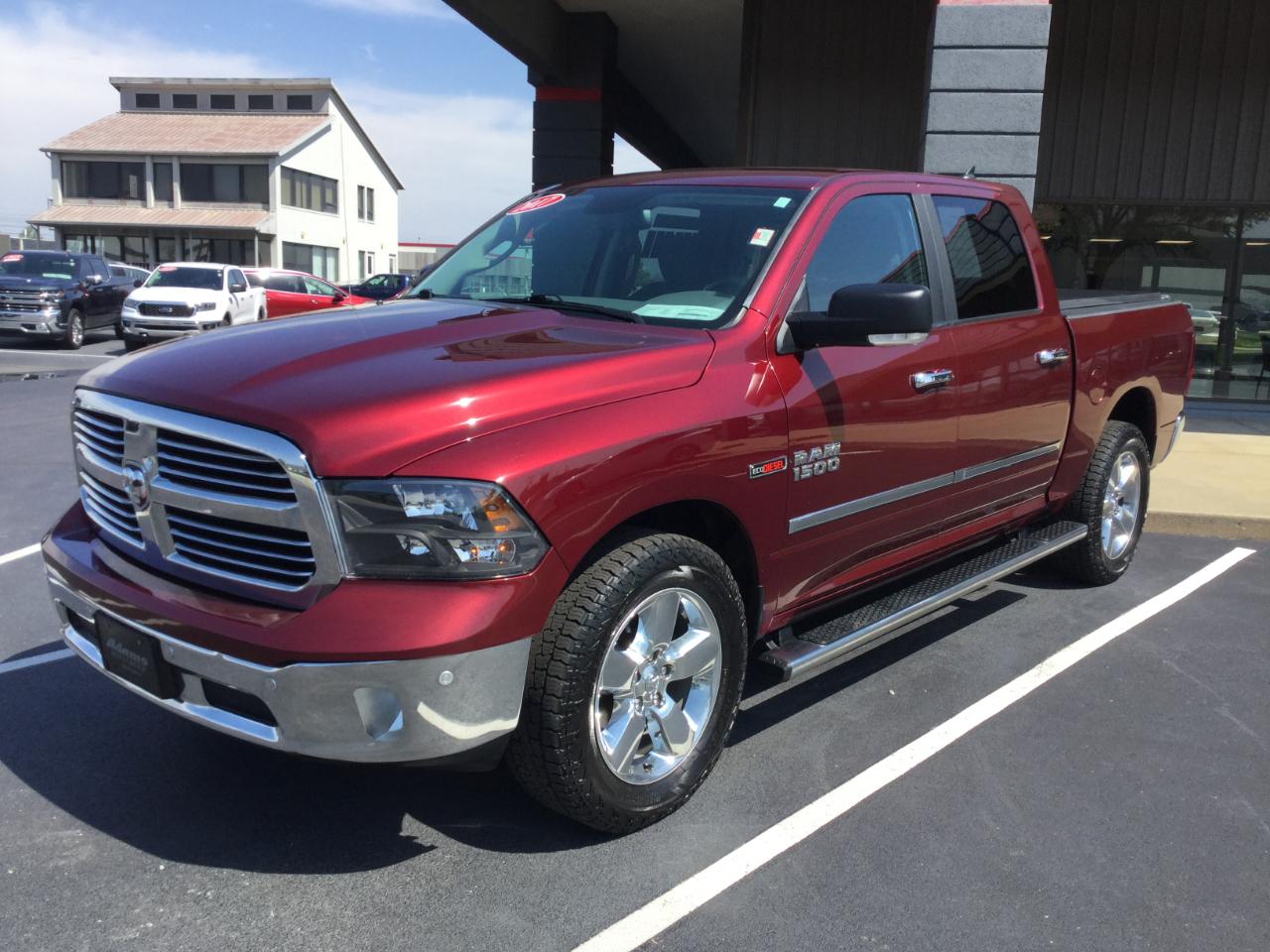 RAM 1500 Big Horn 4x4 Crew Cab 5'7" Box 2017