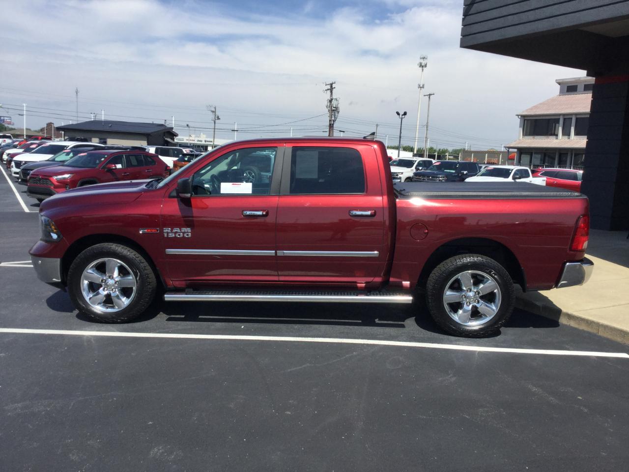 RAM 1500 Big Horn 4x4 Crew Cab 5'7" Box 2017