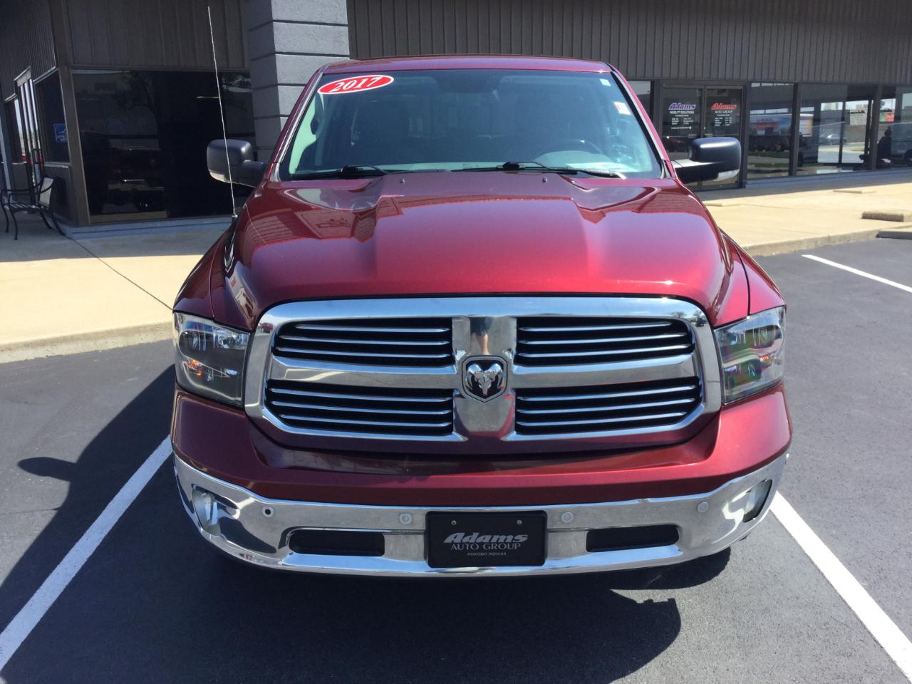 RAM 1500 Big Horn 4x4 Crew Cab 5'7" Box 2017
