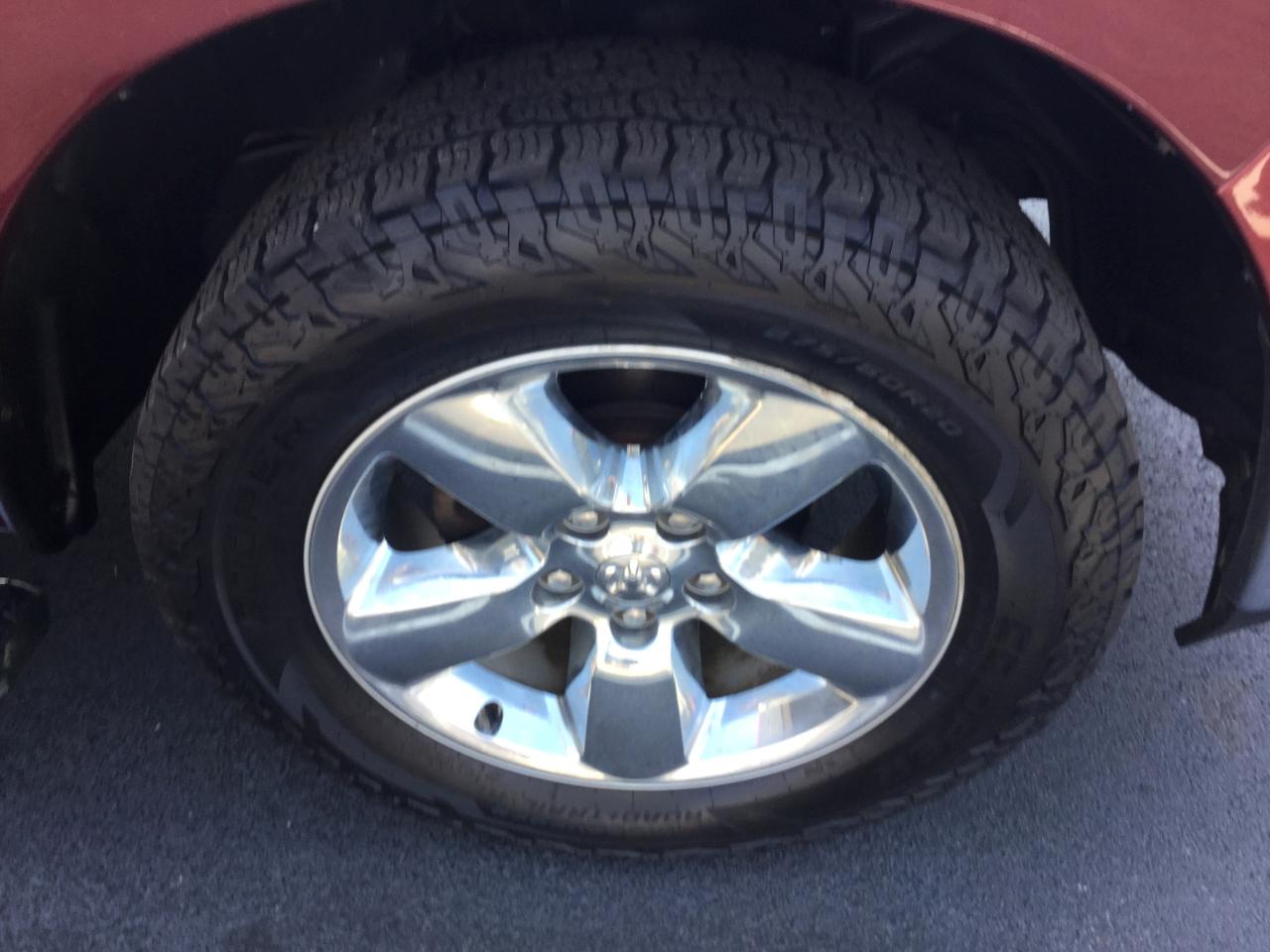 RAM 1500 Big Horn 4x4 Crew Cab 5'7" Box 2017