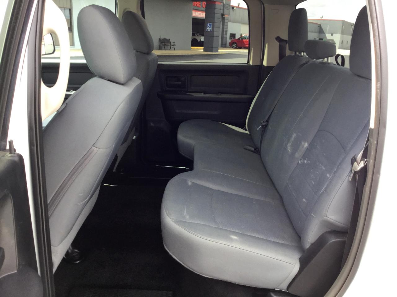RAM 2500 4WD Crew Cab 149" Tradesman 2016
