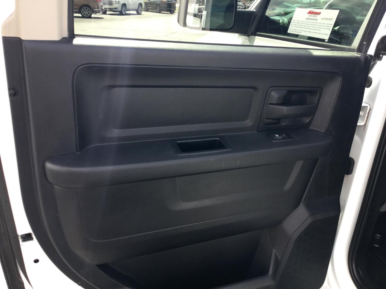 RAM 2500 4WD Crew Cab 149" Tradesman 2016