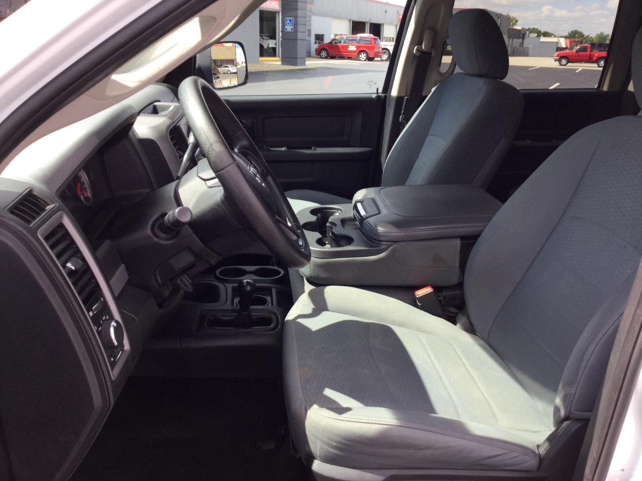 RAM 2500 4WD Crew Cab 149" Tradesman 2016