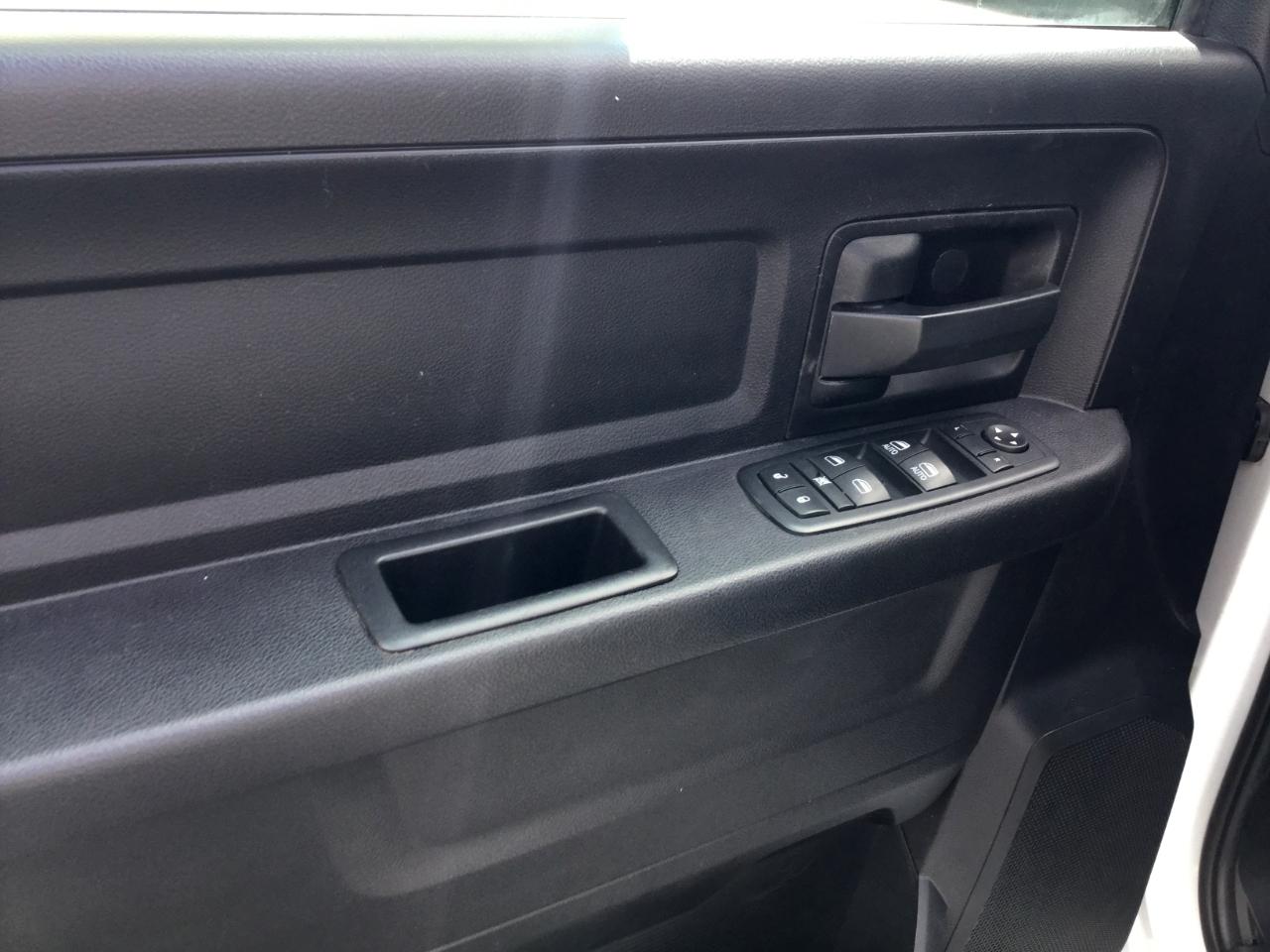 RAM 2500 4WD Crew Cab 149" Tradesman 2016